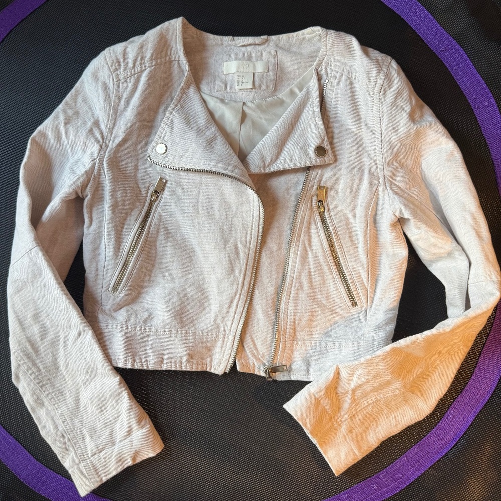 Light-beige, cropped / moto-style jacket from H&M